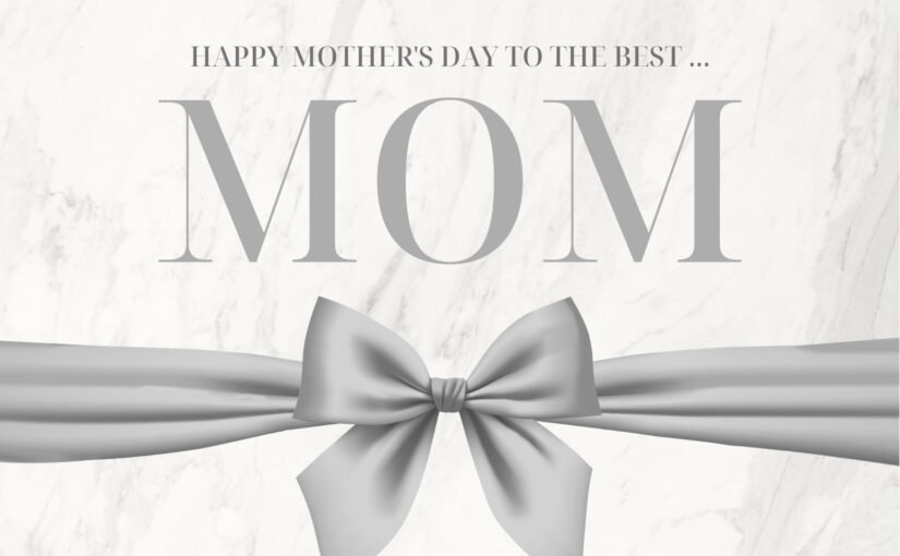 Happy Birthday Mom Cards: 170+ Messages and Ideas for a Card She’ll Keep